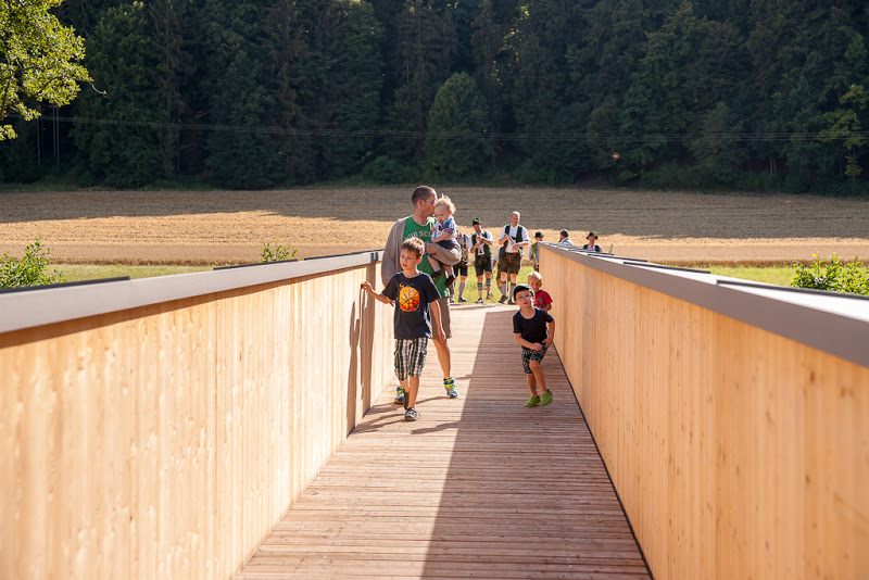 Einweihung der Brücke bei Laaber