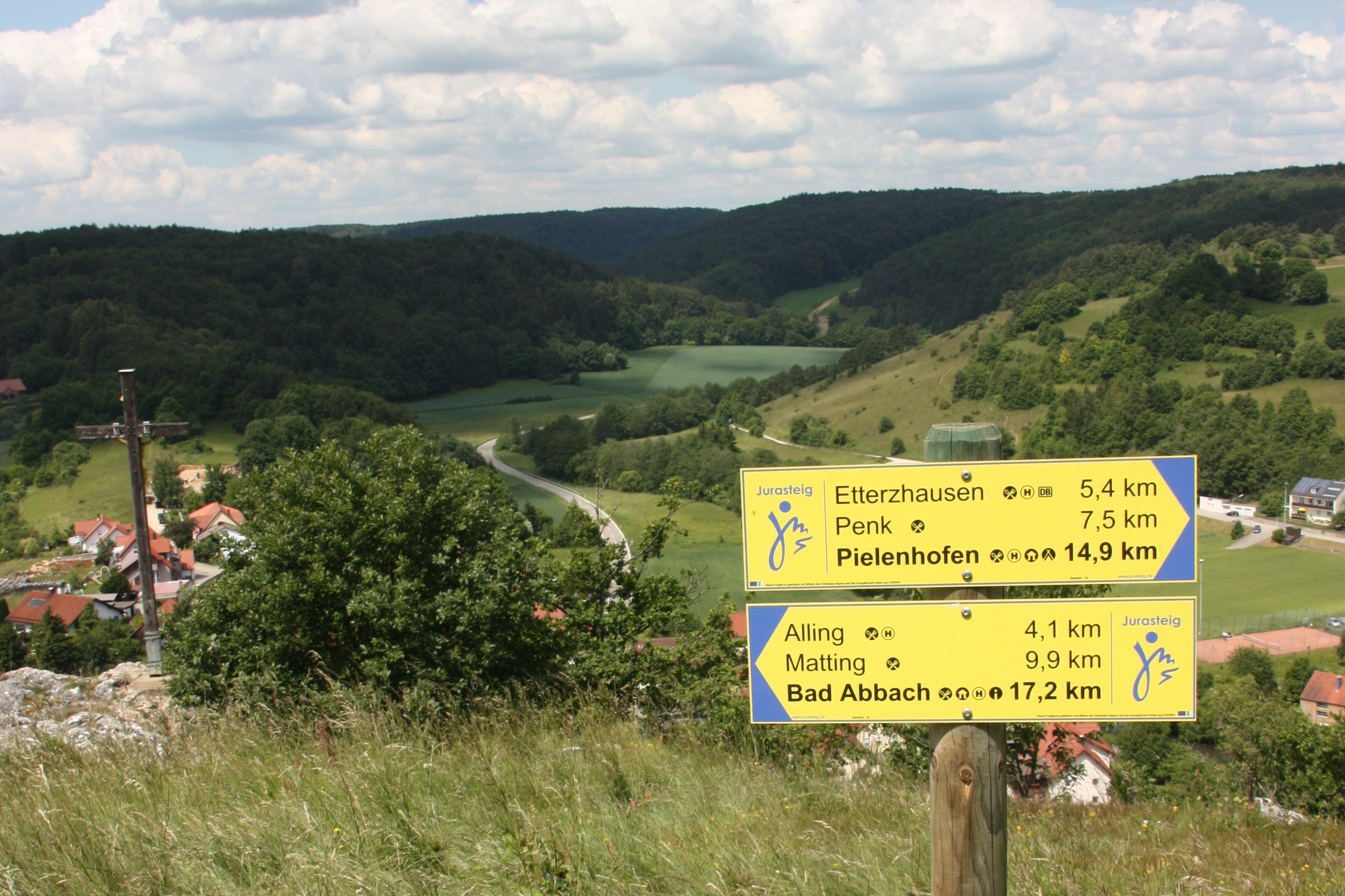 Beschilderung am alpinen Steig bei Schönhofen